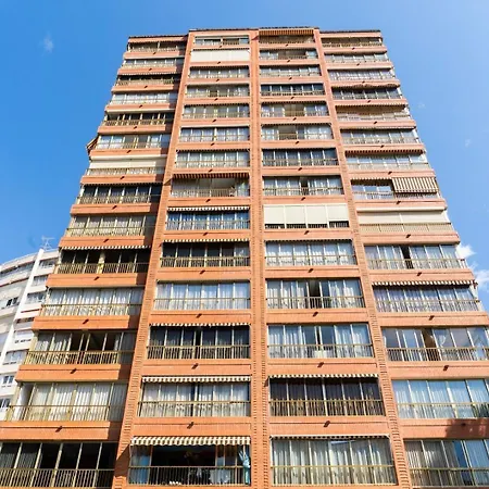 Stylish Seaview With Pool Access Lägenhet