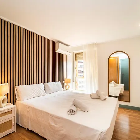 Stylish Seaview With Pool Access *