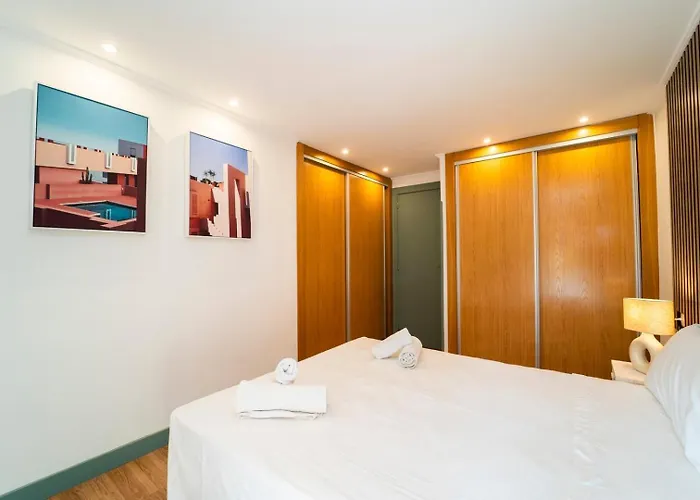 Stylish Seaview With Pool Access Benidorm