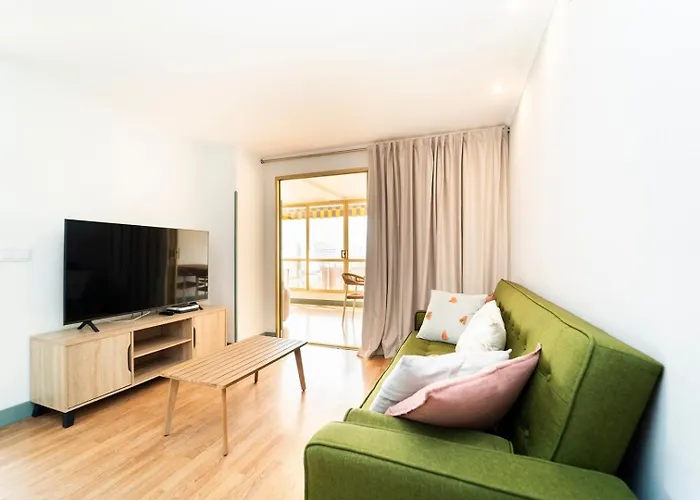 Lägenhet Stylish Seaview With Pool Access *