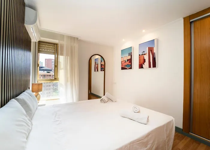 Stylish Seaview With Pool Access Lägenhet Benidorm
