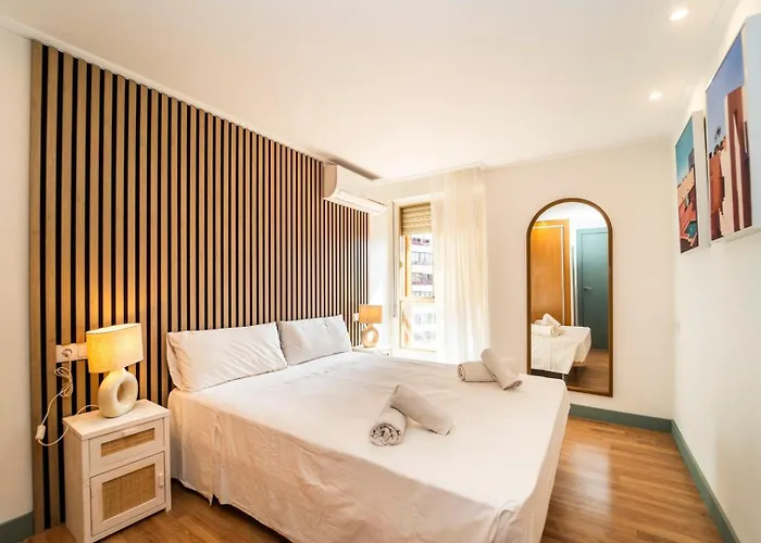 Stylish Seaview With Pool Access *